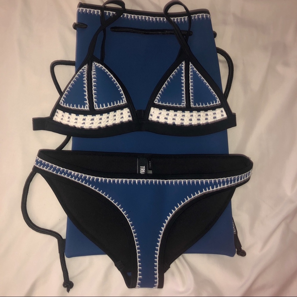 NWOT Triangl Bikini w/ Bag